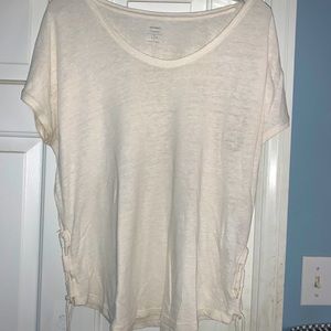 Old Navy crème short sleeve tee shirt